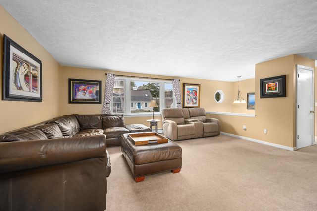 153 Hickory Hill Circle, Osterville, MA 02655