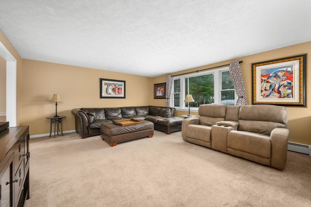 153 Hickory Hill Circle, Osterville, MA 02655