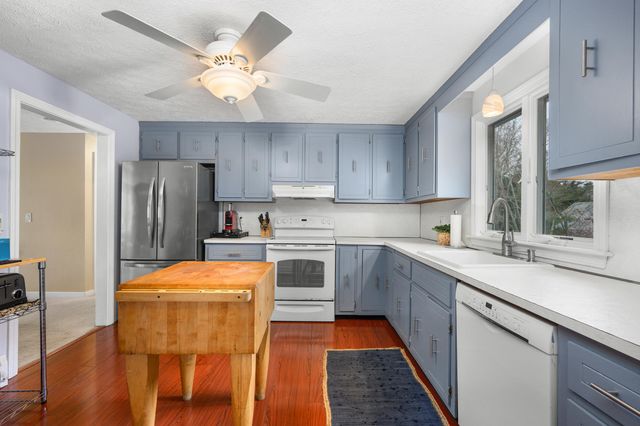 153 Hickory Hill Circle, Osterville, MA 02655