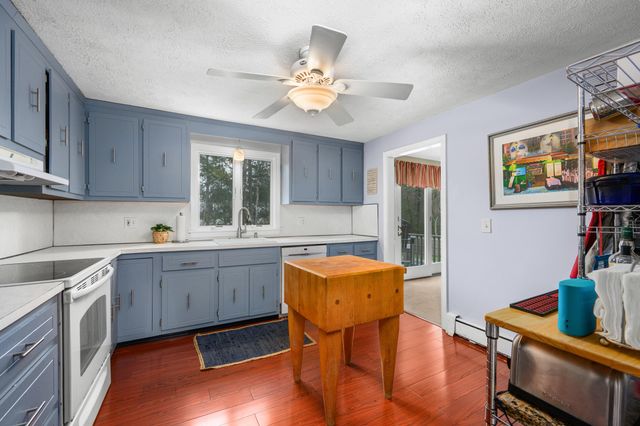 153 Hickory Hill Circle, Osterville, MA 02655