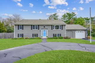 153 Hickory Hill Circle, Osterville, MA 02655