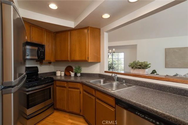 645 Ohio Avenue 402, Long Beach, CA 90814