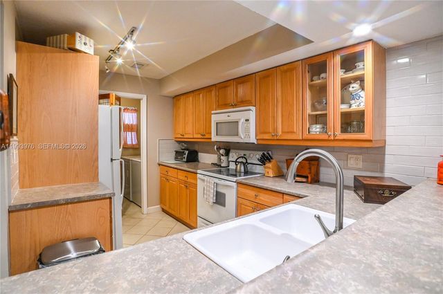 5201 SW 31st Ave 163, Dania Beach, FL 33312