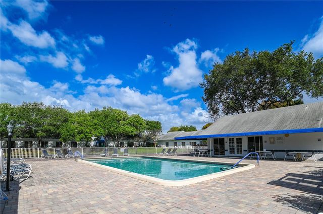 5201 SW 31st Ave 163, Dania Beach, FL 33312