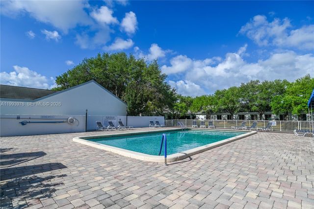 5201 SW 31st Ave 163, Dania Beach, FL 33312