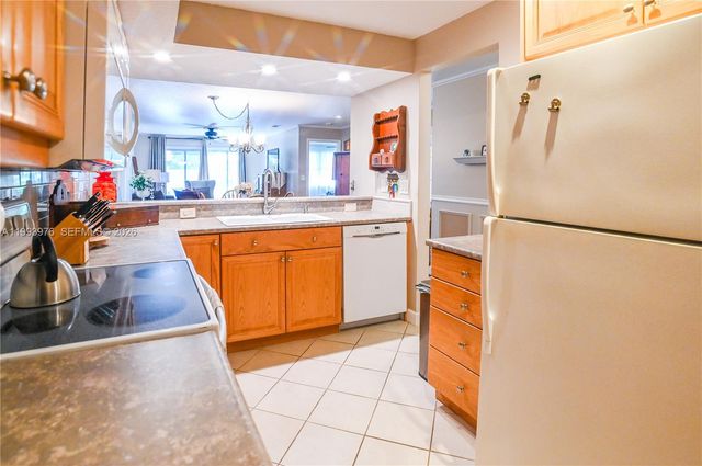 5201 SW 31st Ave 163, Dania Beach, FL 33312