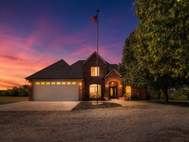 2324 SW 16th Street, Newcastle, OK 73065
