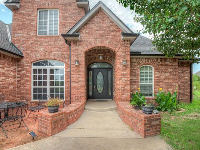 2324 SW 16th Street, Newcastle, OK 73065