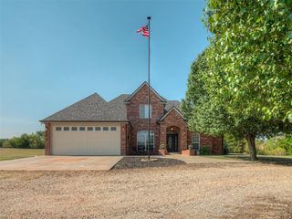 2324 SW 16th Street, Newcastle, OK 73065
