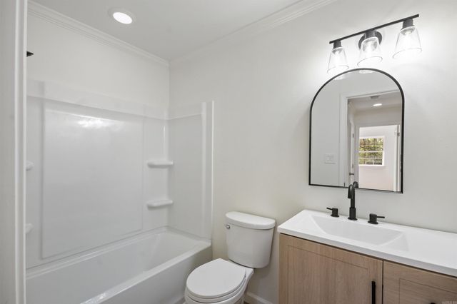 12 Lance Dr, Sherwood, AR 72120