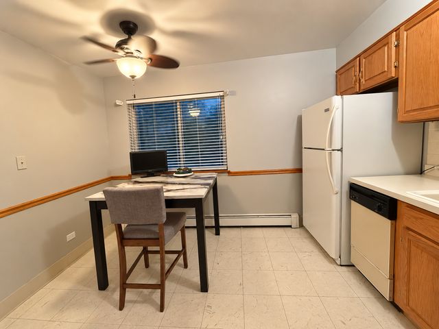 1321 S Finley Road 312, Lombard, IL 60148