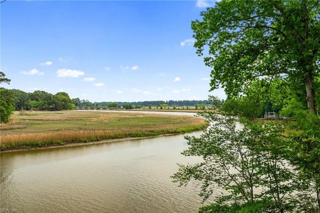 114 Goose Hill WAY, Smithfield, VA 23430