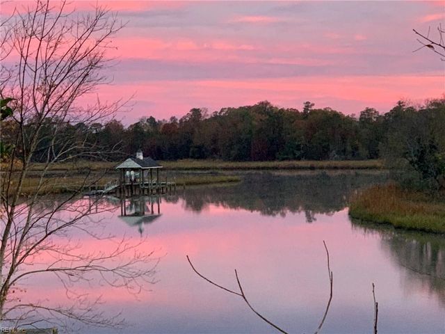 114 Goose Hill WAY, Smithfield, VA 23430