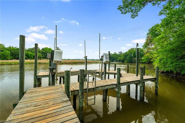 114 Goose Hill WAY, Smithfield, VA 23430