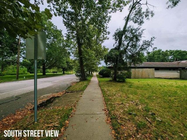 1316 S Park Street, Kalamazoo, MI 49001