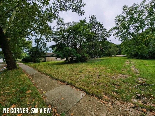 1316 S Park Street, Kalamazoo, MI 49001