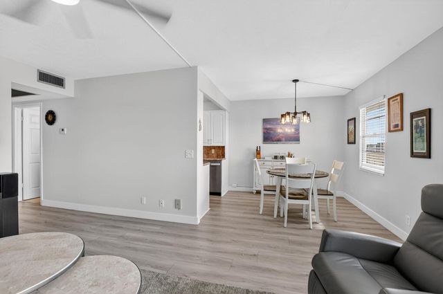 4051 Guildford C, Boca Raton, FL 33434