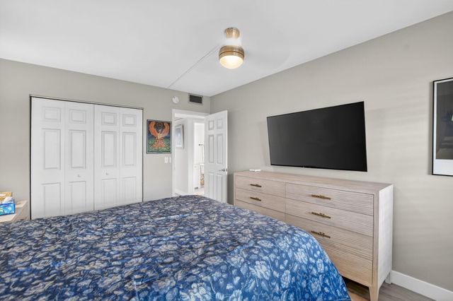 4051 Guildford C, Boca Raton, FL 33434