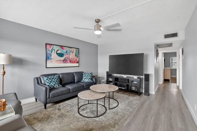 4051 Guildford C, Boca Raton, FL 33434