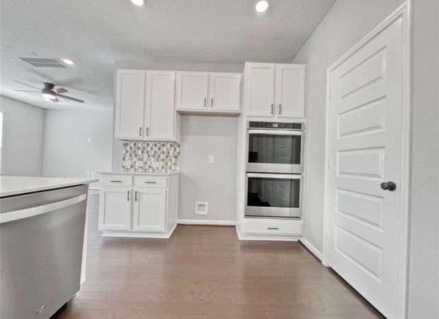 8627 Cedar Plains Lane, Houston, TX 77080