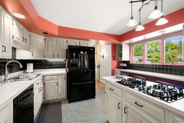 1810 North George Street, Rome, NY 13440