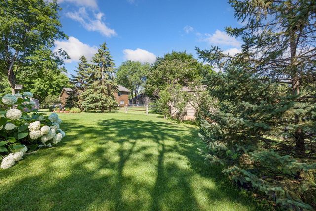 3883 122nd Avenue NW, Coon Rapids, MN 55433