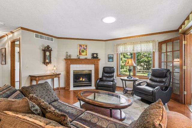 3883 122nd Avenue NW, Coon Rapids, MN 55433