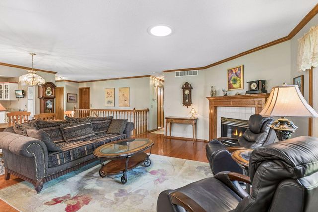 3883 122nd Avenue NW, Coon Rapids, MN 55433