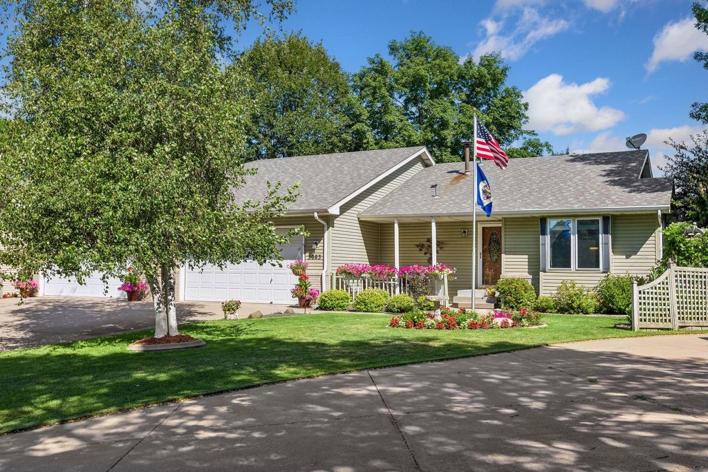 3883 122nd Avenue NW, Coon Rapids, MN 55433 — photo 2