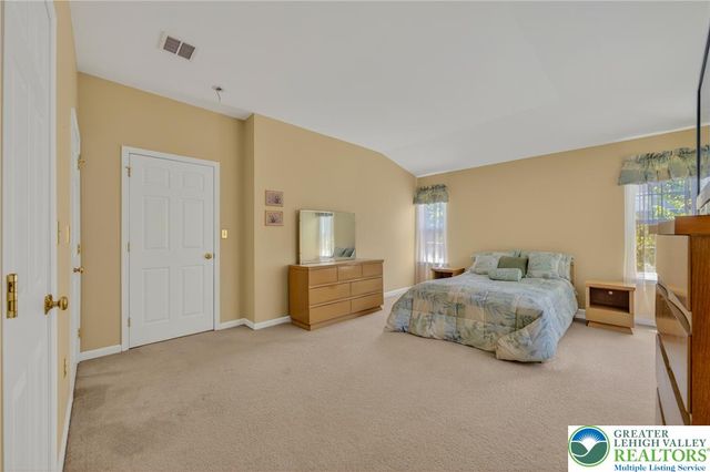 4345 Creek Road, South Whitehall Twp, PA 18104