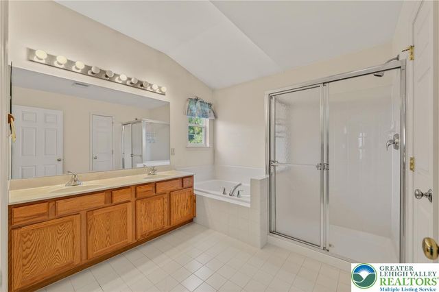 4345 Creek Road, South Whitehall Twp, PA 18104