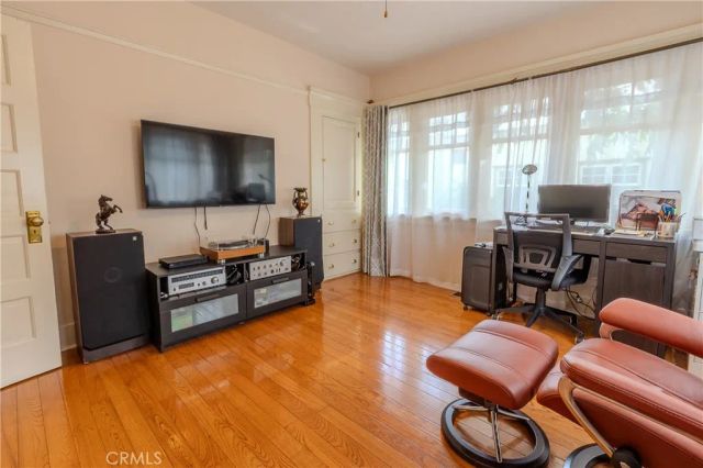 179 N Ivy, Monrovia, CA 91016