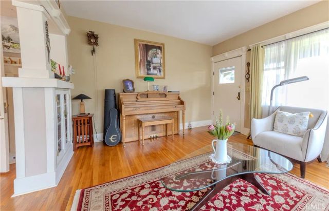 179 N Ivy, Monrovia, CA 91016