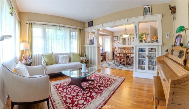 179 N Ivy, Monrovia, CA 91016