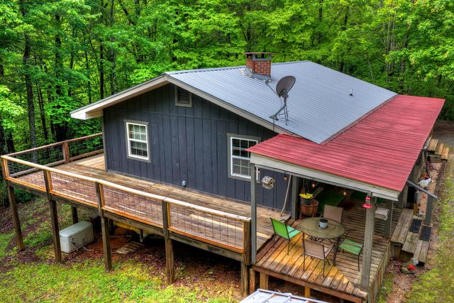 636 Bear Paw Trail, Blue Ridge, GA 30513