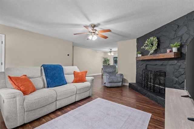 76 Green Elm Way, Carrollton, GA 30116