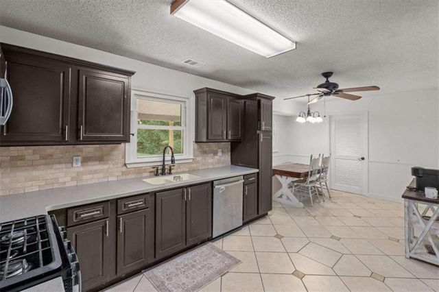 76 Green Elm Way, Carrollton, GA 30116