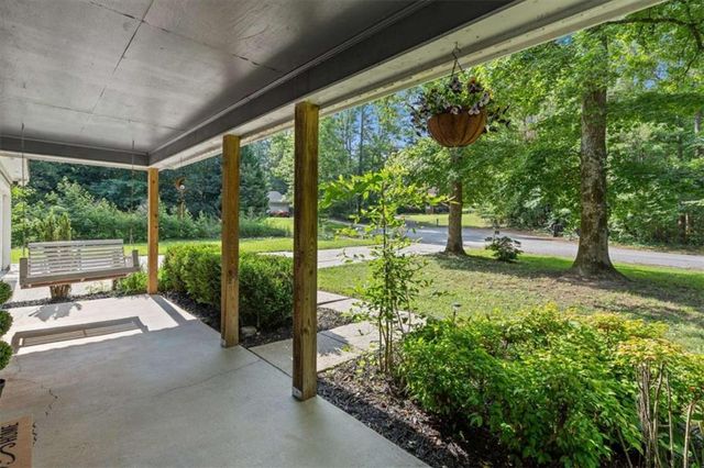 76 Green Elm Way, Carrollton, GA 30116