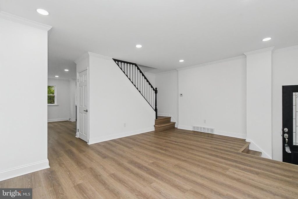 12338 WYNDOM RD, Philadelphia, PA 19154 — photo 4
