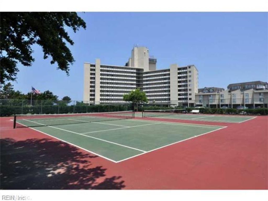 2830 Shore Dr Apt PH1, Virginia Beach, VA 23451