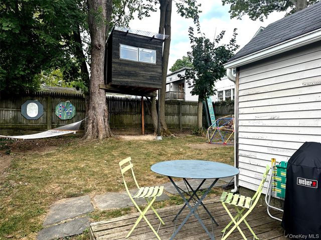 369 Verplanck Avenue, Beacon, NY 12508