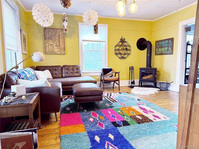 369 Verplanck Avenue, Beacon, NY 12508