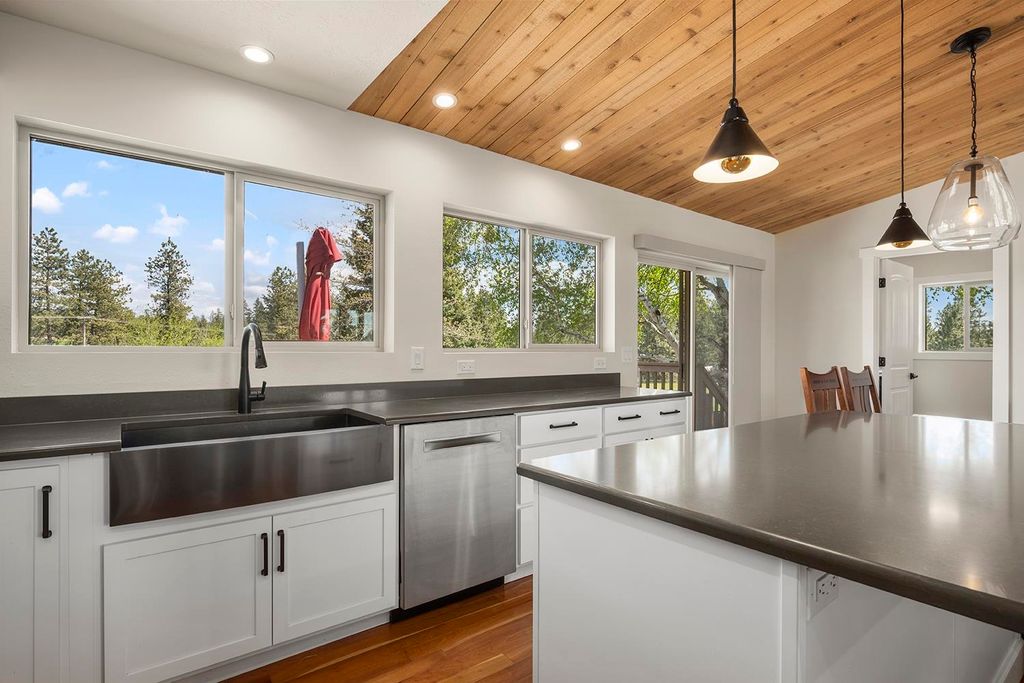 10409 E Palouse Hwy, Valleyford, WA 99036 photo 13