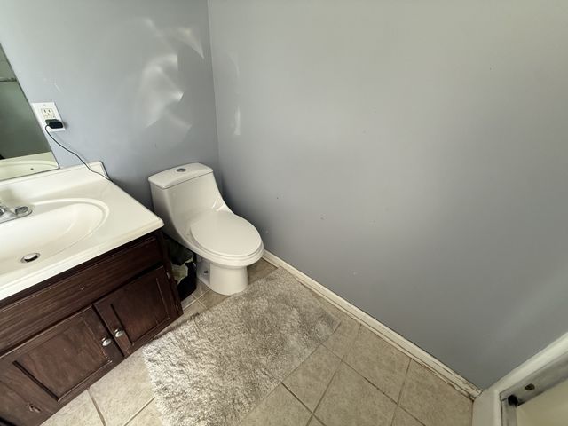 1702 Abiff Rd, Burns, TN 37029