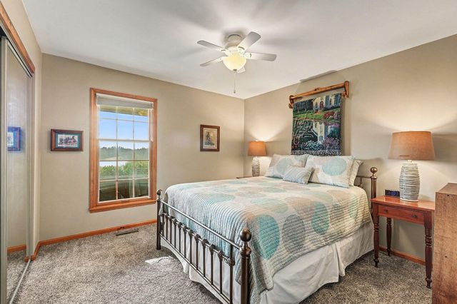 3250 Easton Lane, Burlington, KY 41005