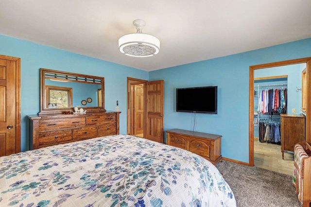 3250 Easton Lane, Burlington, KY 41005