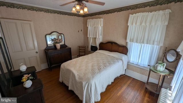 121 S CONWELL ST, Seaford, DE 19973