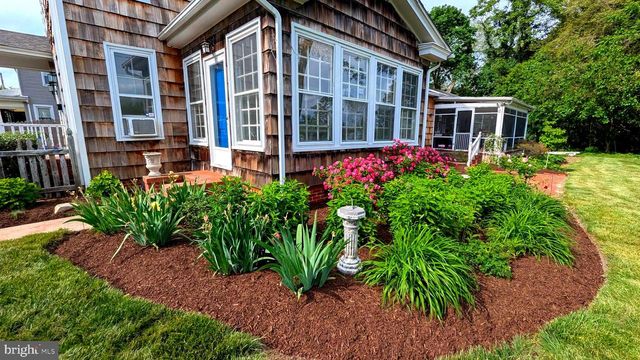 121 S CONWELL ST, Seaford, DE 19973