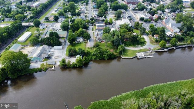 121 S CONWELL ST, Seaford, DE 19973