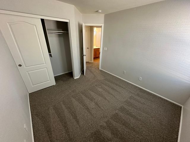 838 E Mountain View Road, San Tan Valley, AZ 85143